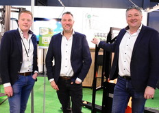 Cornall van Leeuwen, Joey van der Burg, and Jan de Vink from Prins Maasdijk were at the fair with electric pallet trucks and forklifts.